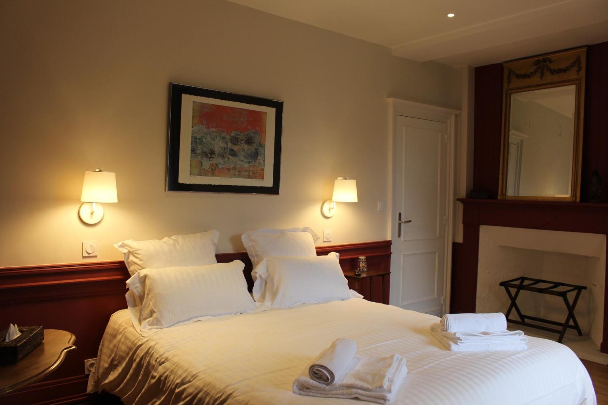 Manoir Du Moustoir - Hotel Les Empreintes Saint-Évarzec Εξωτερικό φωτογραφία